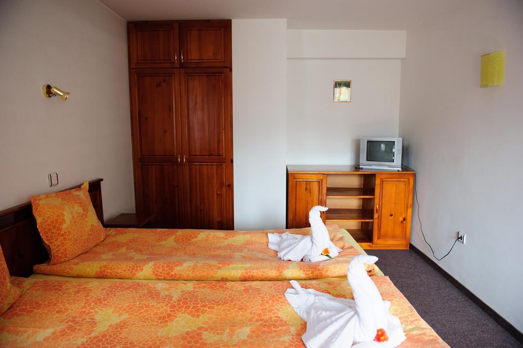 Family Hotel Nadejda Bansko Habitación foto