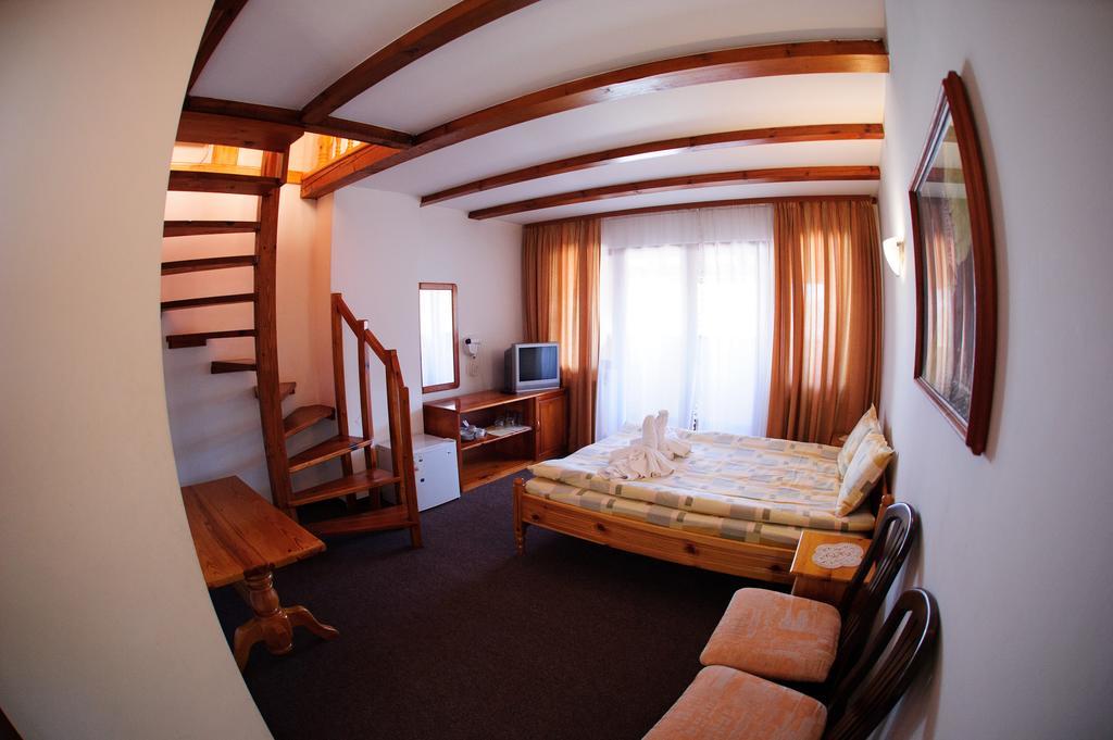 Family Hotel Nadejda Bansko Habitación foto